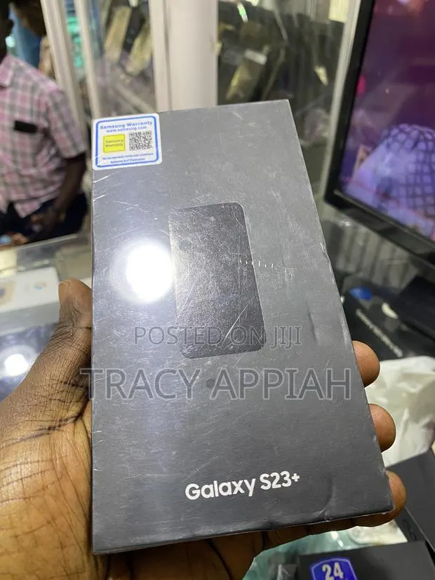 New Samsung Galaxy S23 256 GB Black · Photo 1