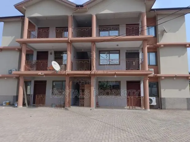 2bdrm Apartment in Commandos for rent · Photo 1