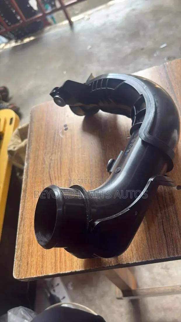 Honda Civic 2016,2017,2018,2019 Intercooler Pipe / Hose · Photo 1