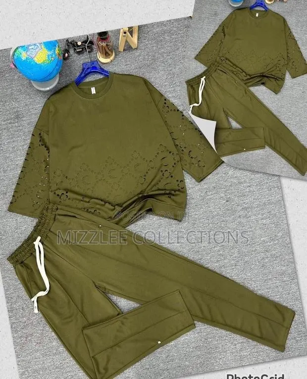 Quality 2 Piece Top and Down for Men · Photo 2