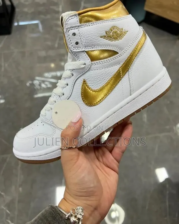 Jordan Retro 1 Og M Gold · Photo 1