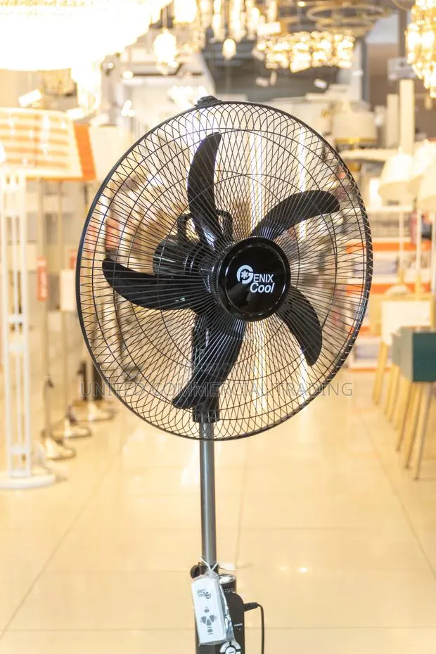 Rechargeable Fan 18' · Photo 1