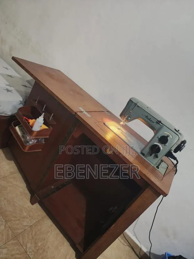 Anker Industrial Zigzag Machine · Photo 1