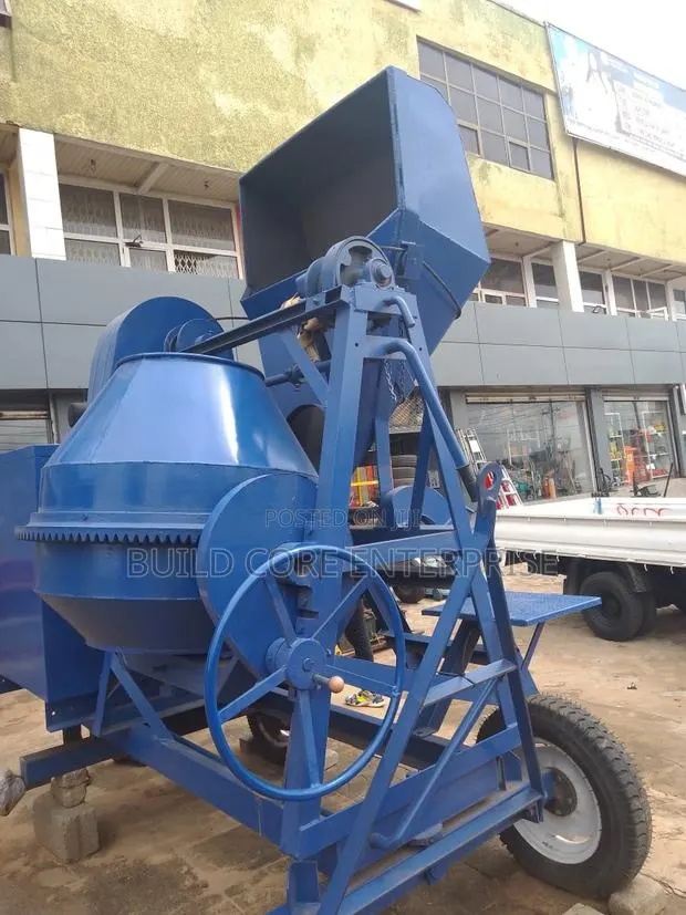 Self Loader Concrete Mixer · Photo 1