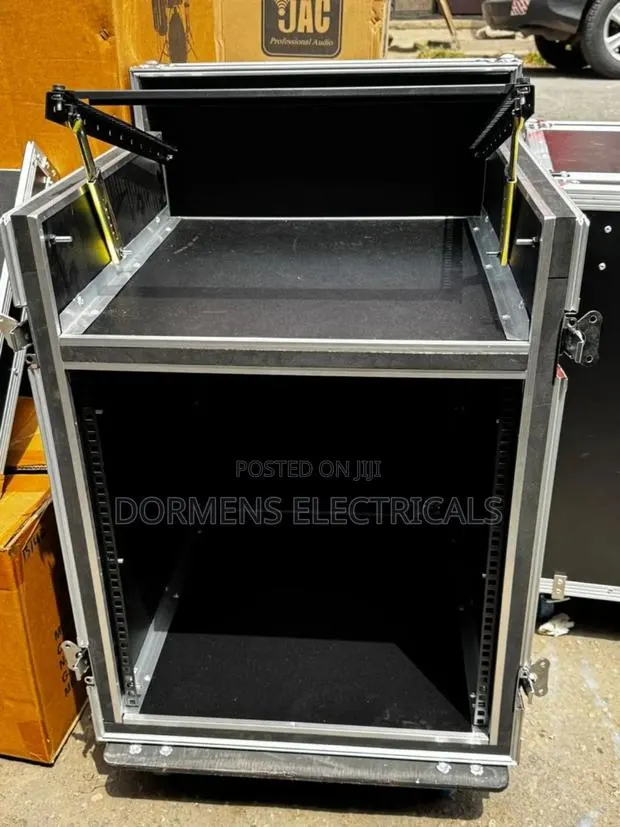 Amplifier Rack Jac · Photo 1