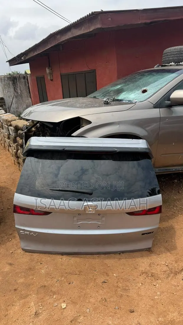 Honda CRV 2023,2024,2025 Boot / Tailgate · Photo 1