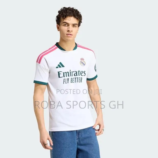 2026/27 Real Madrid Home Jersey · Photo 1