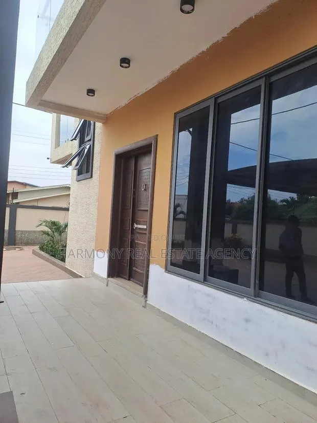 4bdrm House in Kwabenya for sale · Photo 1