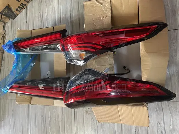 Toyota Highlander 2020-2025 Taillights and Bootlight Set Available · Photo 1
