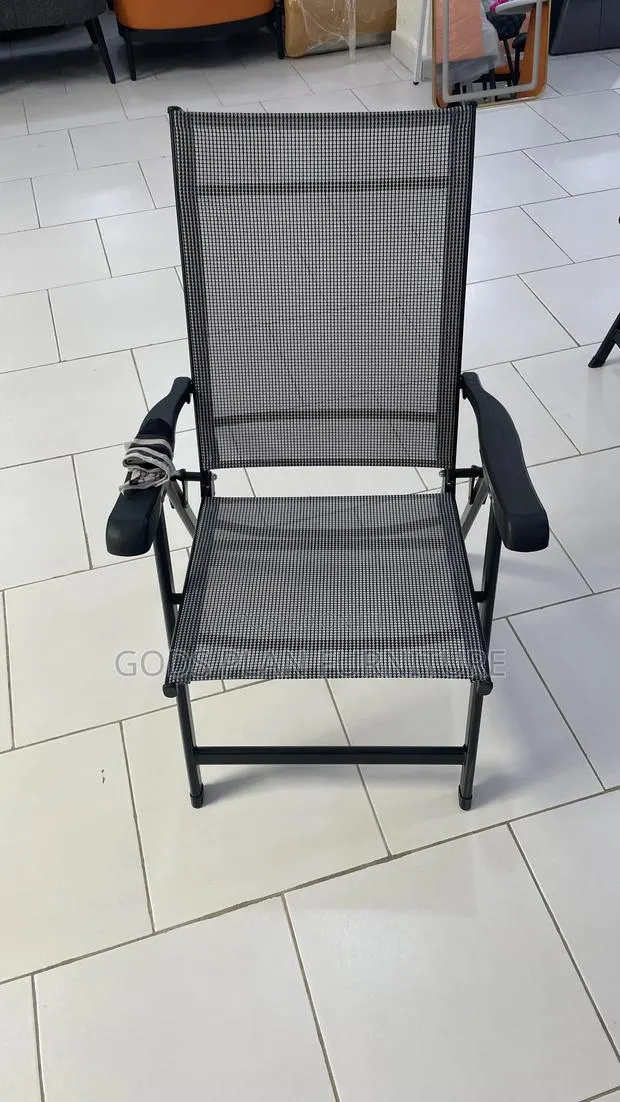 Foldable Garden Chair · Photo 1
