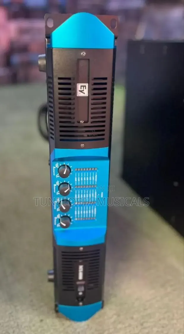 Ev Mx 4800 4-channel Professional Power Amplifier For Mid-range · Photo 1