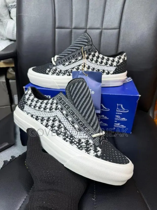 Vans Premium Old Skool 36 Engineered Knit · Photo 1