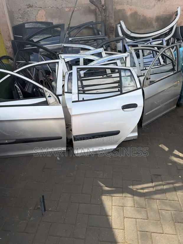 Kia Morning Doors · Photo 1