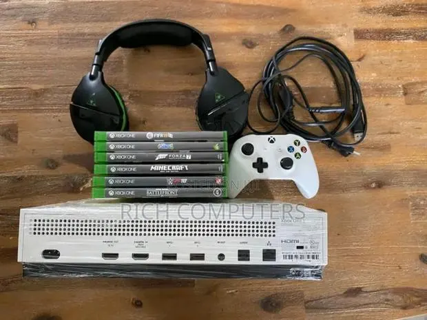 Xbox One S White · Photo 1