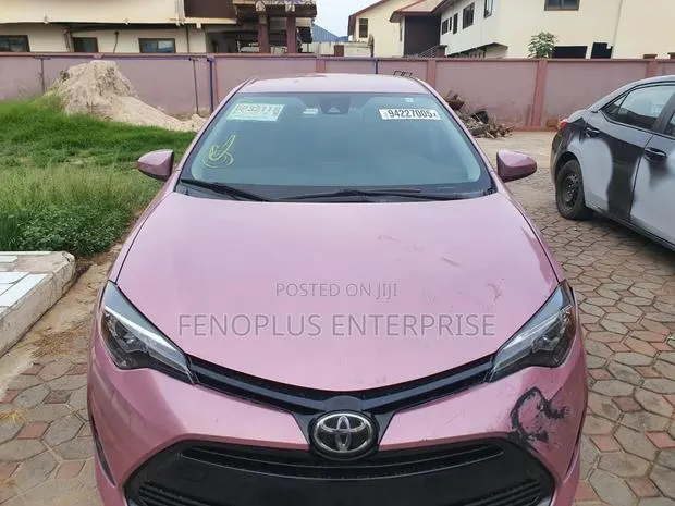 Toyota Corolla 2018 Pink · Photo 1