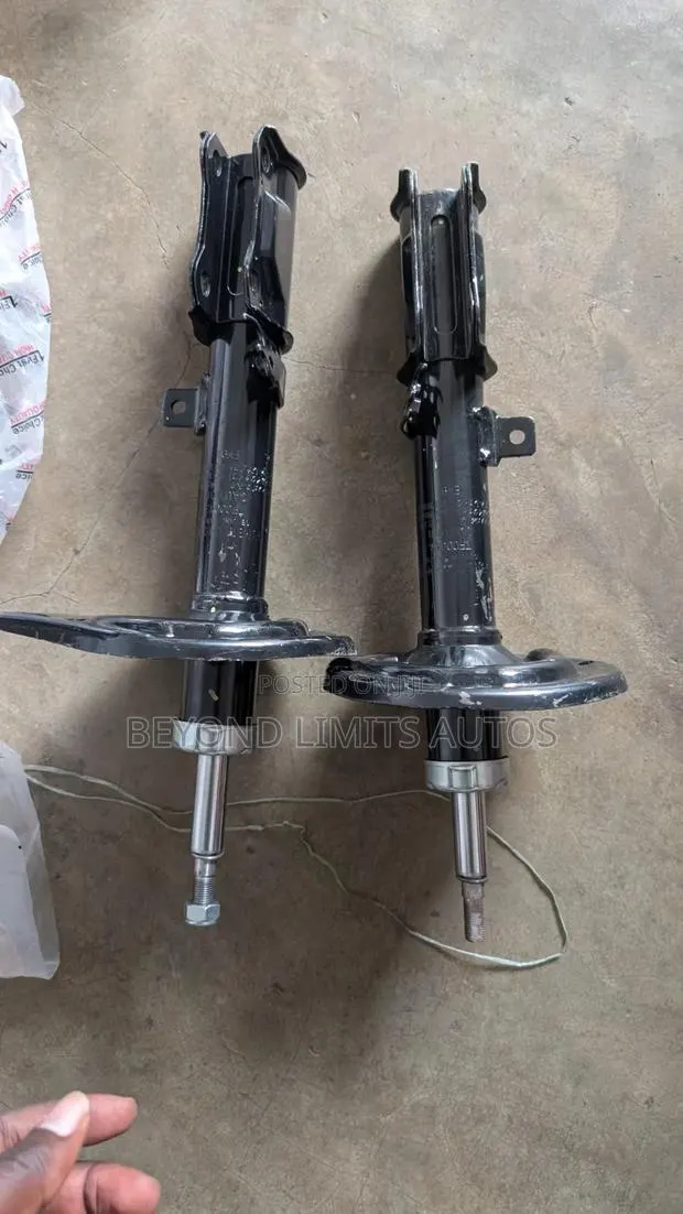 Toyota Camry 2007,2008,2009,2010,2011 Shock Absorber · Photo 1
