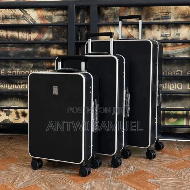 Quality Suitcases · Photo 1