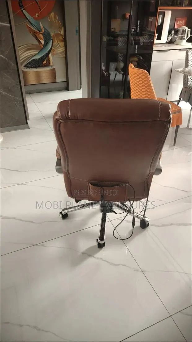 Leather Office Chair · Photo 4