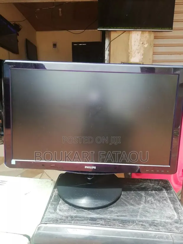 Philips Monitor 24 Inches · Photo 1