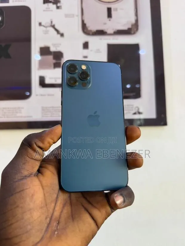 New Apple iPhone 12 Pro 128 GB Gray · Photo 1