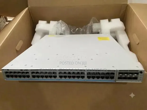Cisco Catalyst 9300 12X 36M UPOE C9300-48uxm-a 48-Port Switch. Refurb · Photo 1