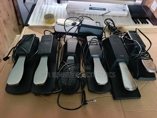Original Sustain Pedal · Photo 1