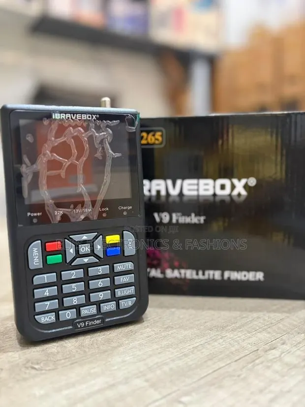 V9 Satellite Finder · Photo 1