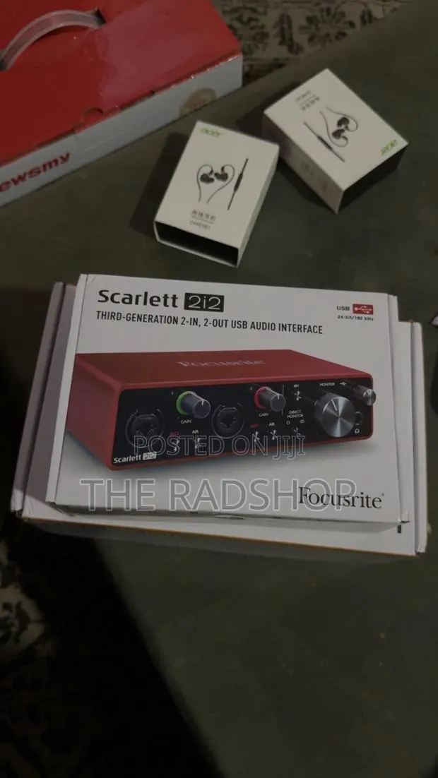 Scarlett 2i2 THIRD-GENERATION USB AUDIO INTERFACE/soundcard · Photo 3