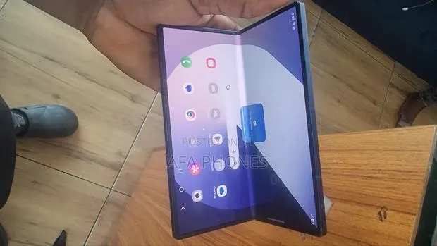 Samsung Galaxy Z Fold6 256 GB Blue · Photo 1