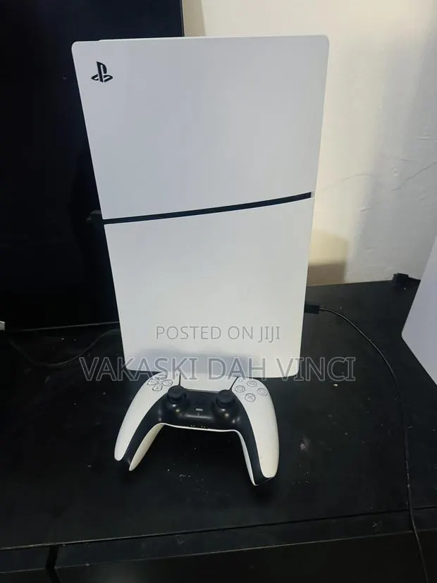 Uk Used Ps5 Slim Digital for Sale · Photo 1
