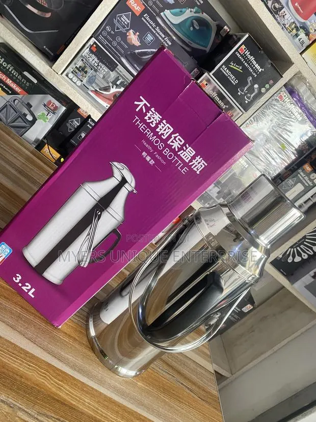 Large Stainless Steel Vacuum Thermos - Leak Proof (3.2L) · Photo 1