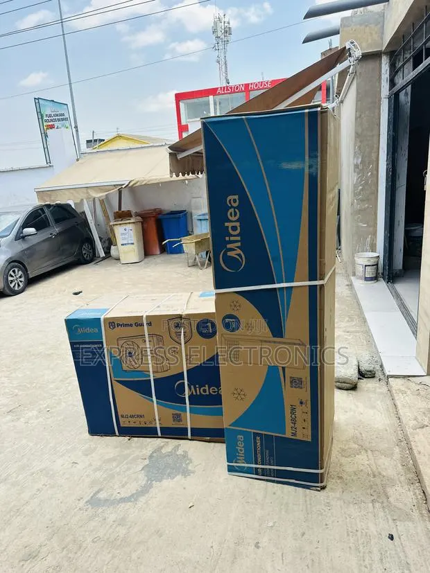 5hp Floor Standing Air Conditioner Midea Floor White · Photo 1