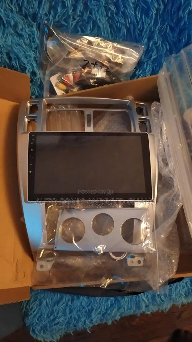 Hyundai Tucson 2008 Android Infotainment Upgrade · Photo 1