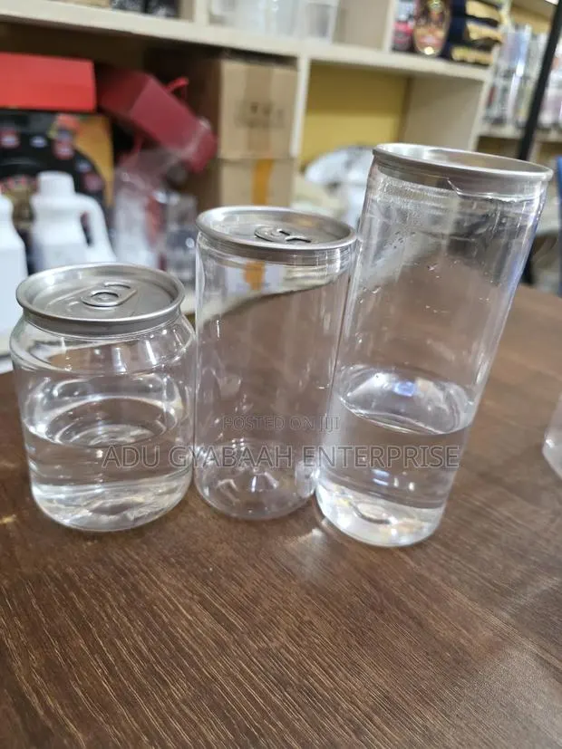 Plastic Cans/Pet Cans · Photo 1