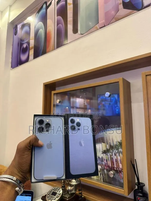 New Apple iPhone 13 Pro Max 128 GB Blue · Photo 1