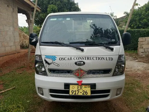 Kia Bongo 2016 White · Photo 1