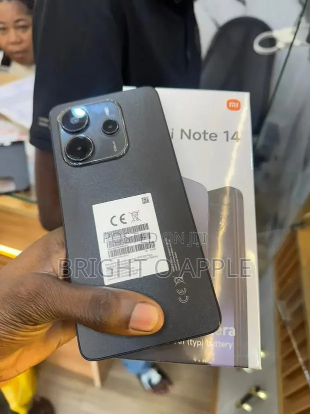 New Mobile Phone 256 GB Black · Photo 1
