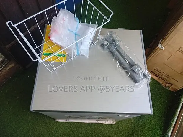 Pearl 98l Refrigerator – Compact Design, Maximum Storage · Photo 1