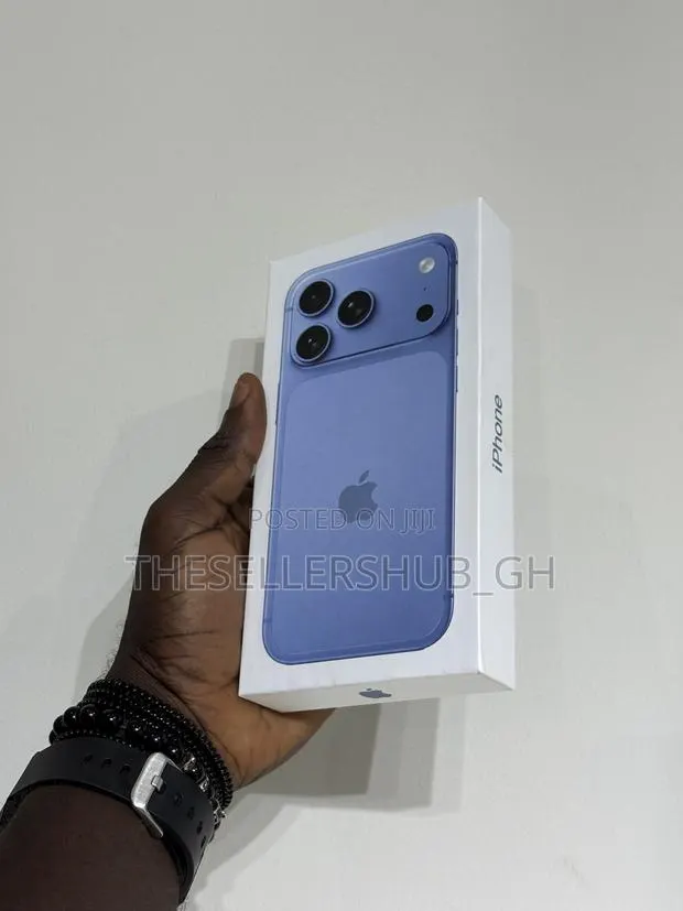 New Apple iPhone 18 Pro Max 256 GB Blue · Photo 4