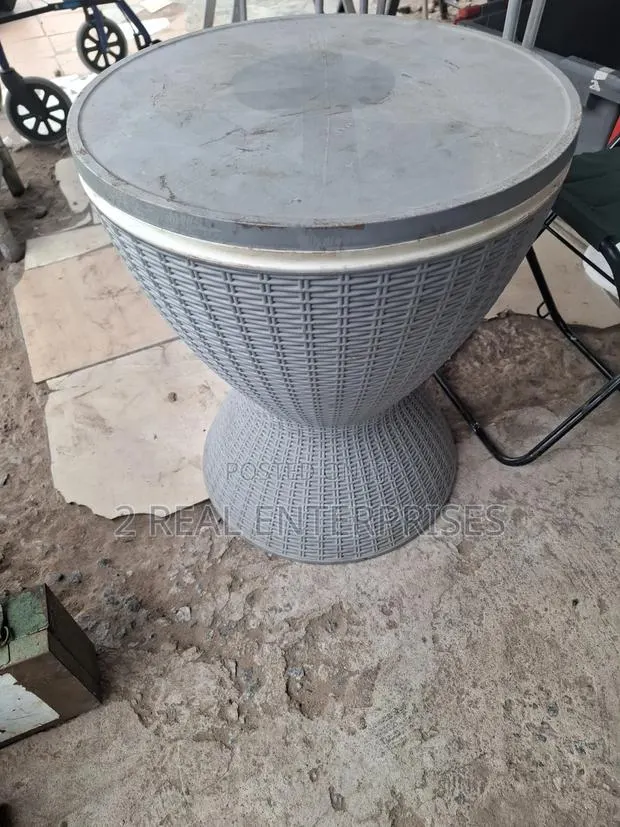 Keter Go Bar 2-in-1 Portable Outdoor Cooler Side Table · Photo 1