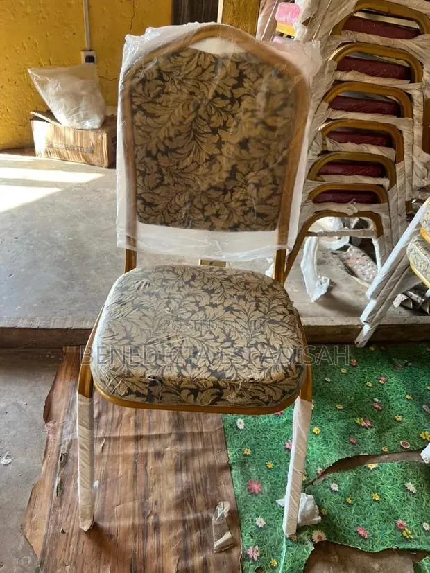 High Quality Made in Ghana Auditorium Chairs · Photo 1
