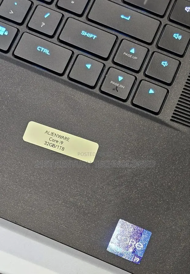 Laptop Dell Alienware X17 R2 32GB Intel Core i9 SSD 1T · Photo 2