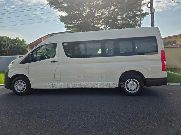 Cars Available for Booking This Weekend Planning an Event · Photo 1