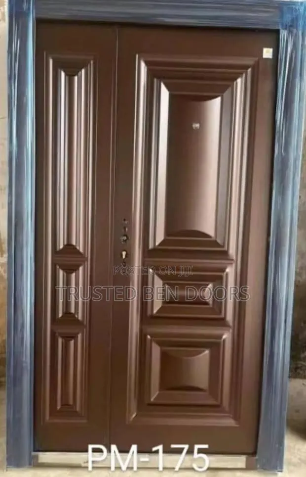 Quality One and Half Paladin Turkey Security Doors With Accessories · Photo 1