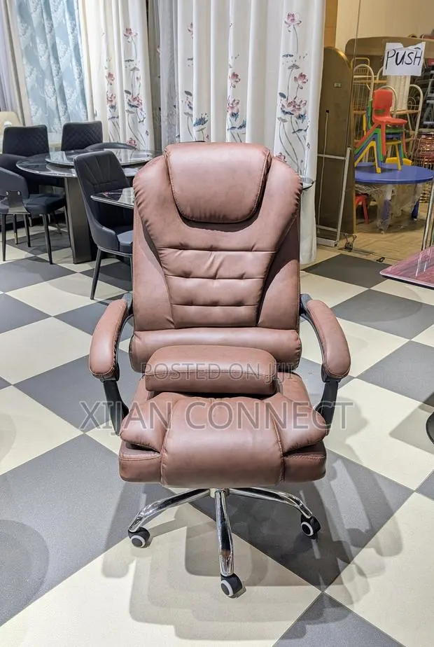 Executive Reclining Office Chair – Ergonomic High-Back Leather Chair · Photo 1
