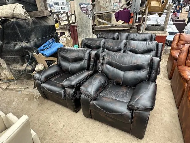 A Set of Royal Comfort Sofa Chair · Photo 1
