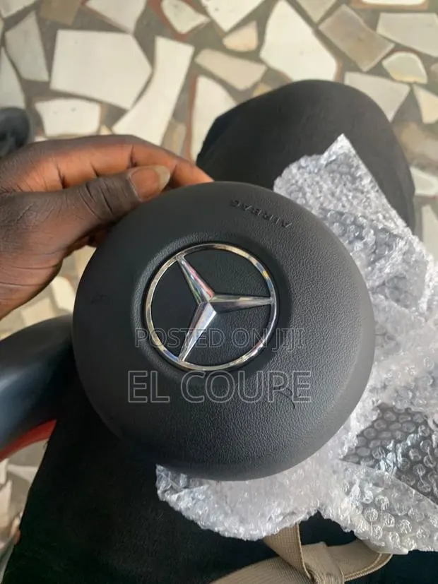 Mercedes Benz C300 Steering Airbag 2016-2017-2018-2019- · Photo 1