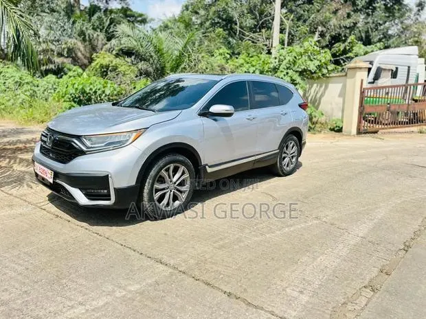 Honda CR-V Touring 2021 Silver · Photo 1