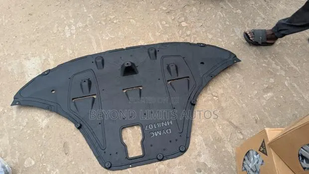 Hyundai Tucson 2022,2023,2024 Engine Under Cover · Photo 1