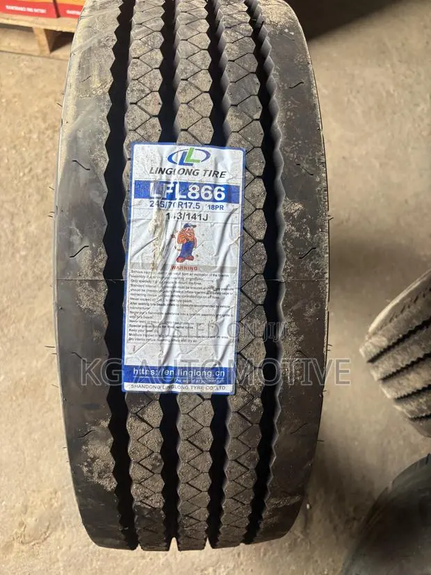 245/70r17.5 Tyre · Photo 1